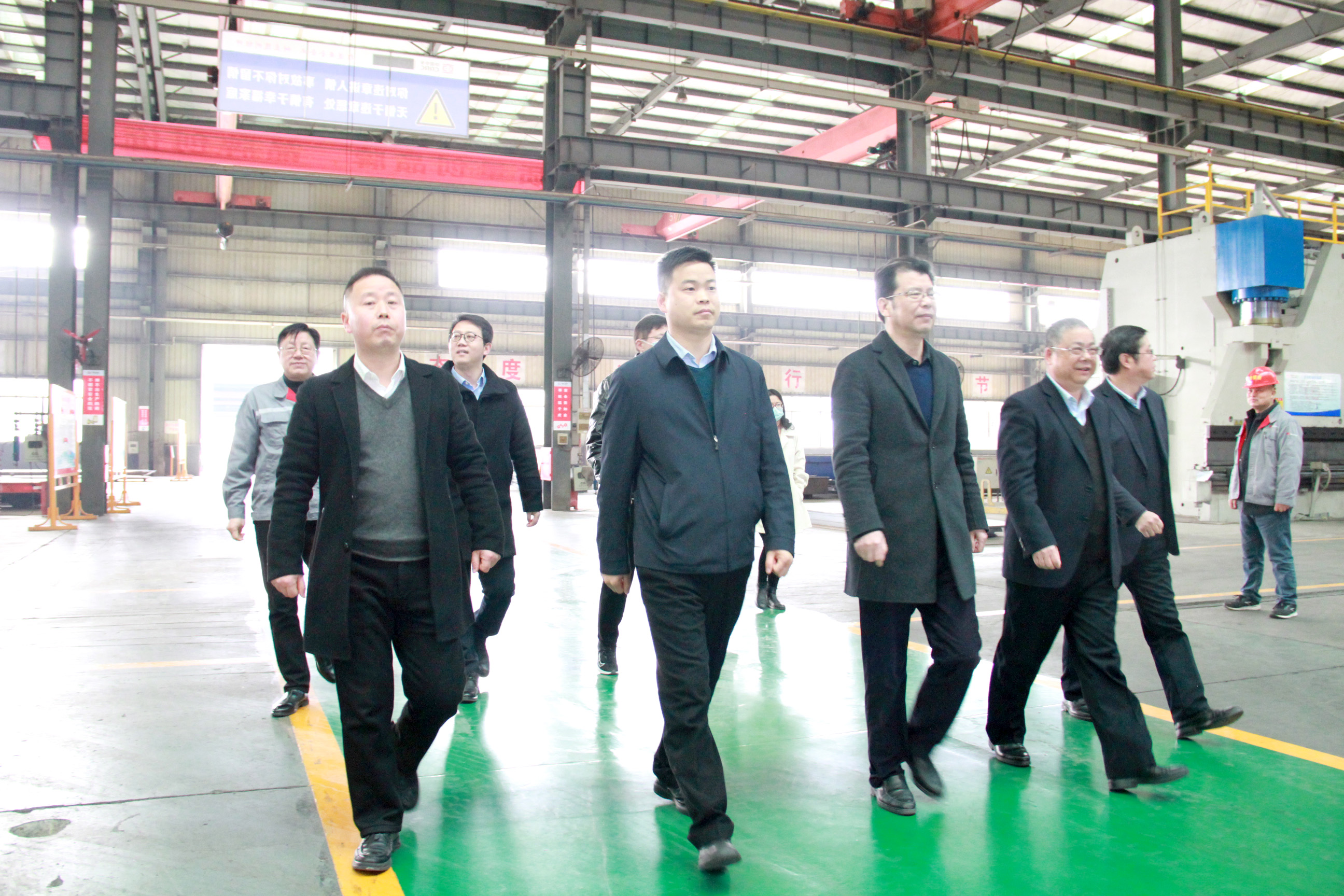 政府牽紅線，產(chǎn)學(xué)研融合--武漢科技大學(xué)夏緒輝專(zhuān)家團(tuán)隊(duì)一行